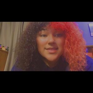 Meet your Posher, Deanna